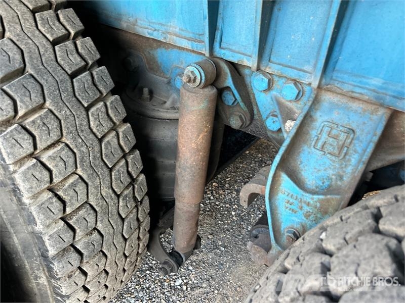 Terex T340 Kāpurķēžu ceļamkrāni