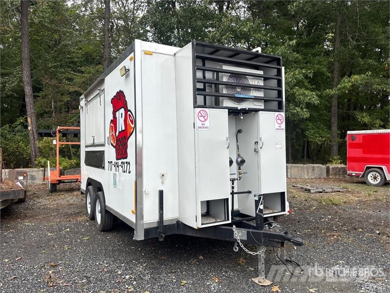 The Fud 14 ft T/A Food Concession Trailer Autre remorque