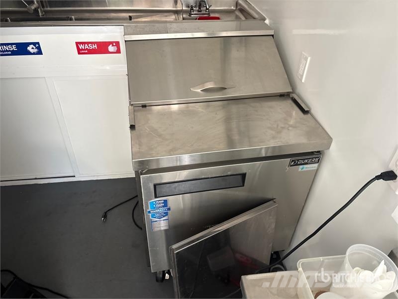 The Fud 16 ft T/A Food Concession Trailer Overige aanhangers