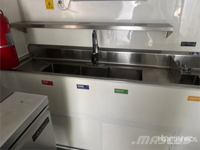  The Fud 16 ft T/A Food Concession Trailer 其他拖車