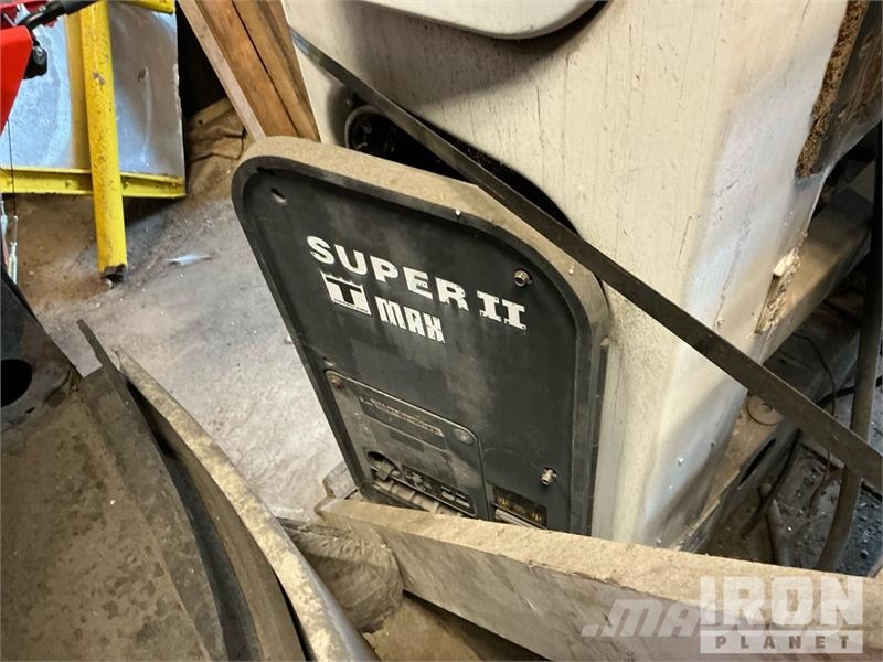 Thermo King Super -II Max Reefer Unit (Inoperable) Otros camiones
