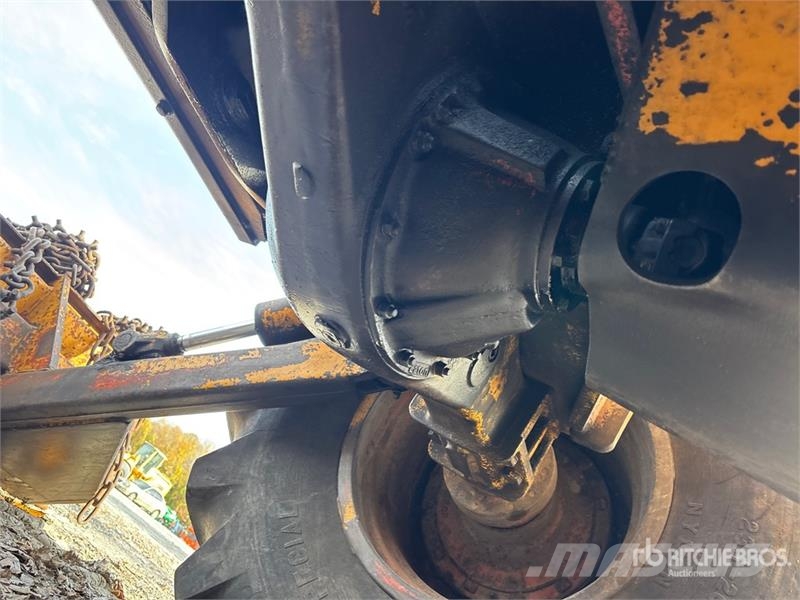 Timberjack 240 4x4 Aerial Lift 45-5-IL-4H 45' Bucket Skidder Stammholzschlepper