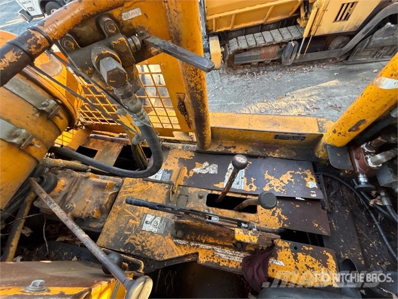 Timberjack 240 4x4 Aerial Lift AL-50-5-IL-4H11 Bucket Skidder Väljaveotraktorid