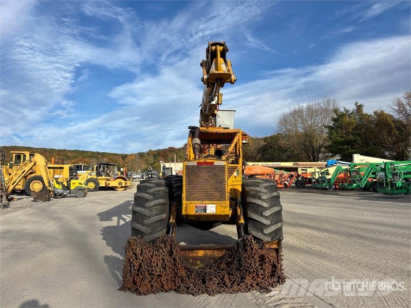 Timberjack 240 4x4 Aerial Lift 45-5-IL-4H 45' Bucket Skidder Stammholzschlepper