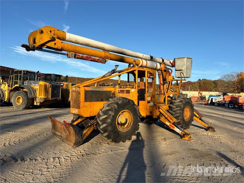 Timberjack 240 4x4 Aerial Lift AL-50-5-IL-4H11 Bucket Skidder Väljaveotraktorid
