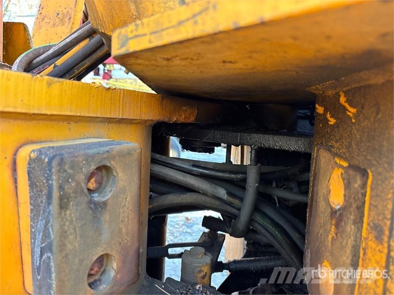 Timberjack 240 4x4 Aerial Lift AL-50-5-IL-4H11 Bucket Skidder Väljaveotraktorid