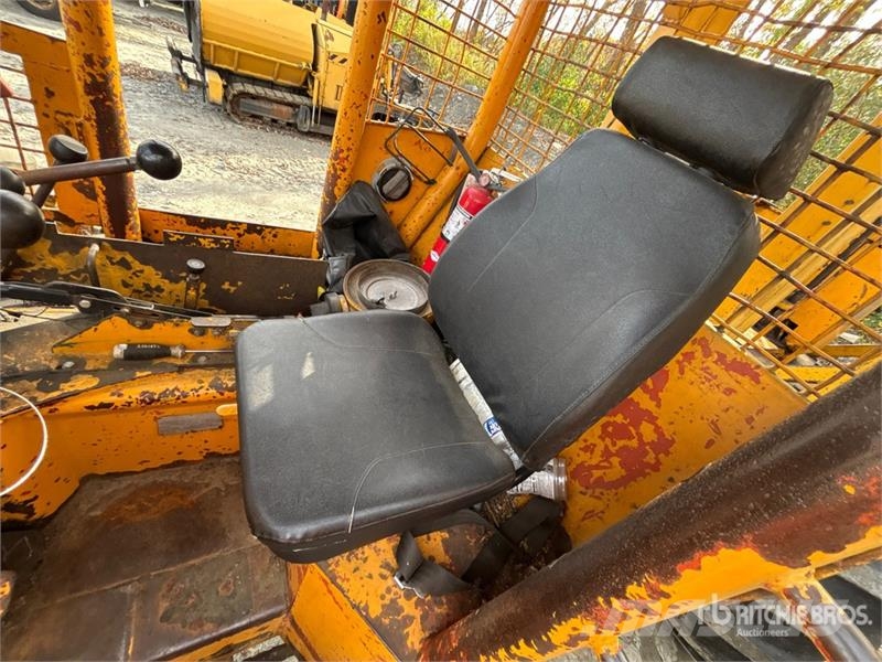 Timberjack 240 4x4 Aerial Lift 45-5-IL-4H 45' Bucket Skidder Stammholzschlepper