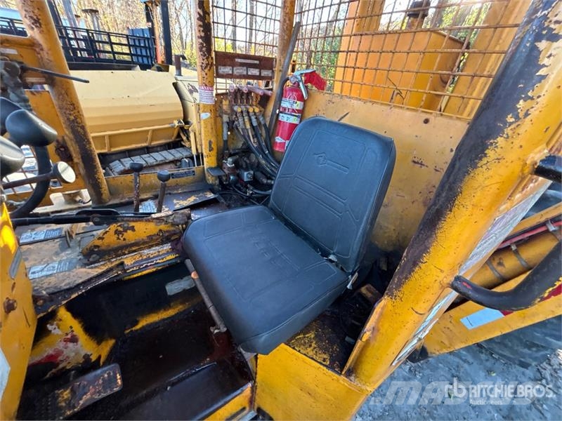 Timberjack 240 4x4 Aerial Lift AL-50-5-IL-4H11 Bucket Skidder Väljaveotraktorid