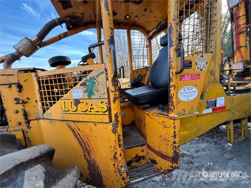 Timberjack 240 4x4 Aerial Lift 45-5-IL-4H 45' Bucket Skidder Stammholzschlepper