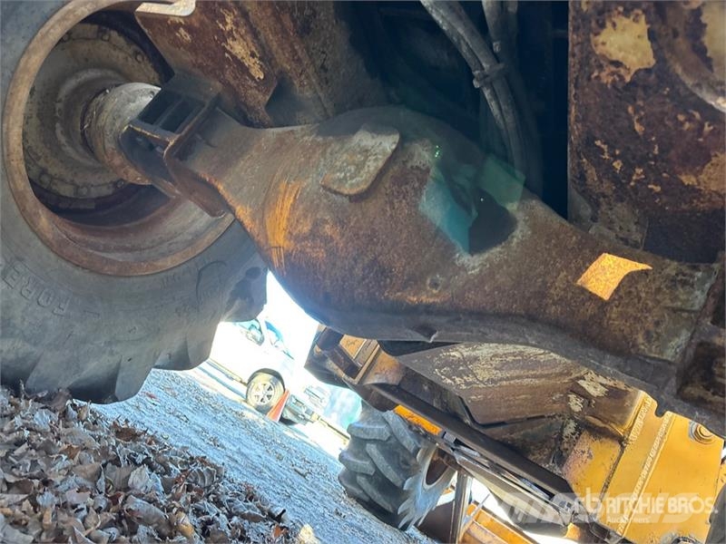 Timberjack 240 4x4 Aerial Lift AL-50-5-IL-4H11 Bucket Skidder Väljaveotraktorid