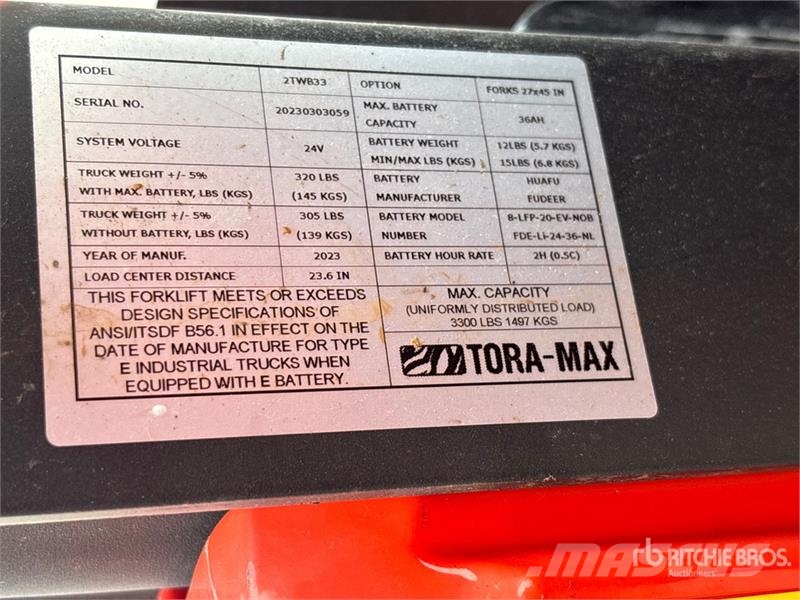 TORA-MAX 2TWB33 3300 lb Pallet Jack (Inoperable) Kahvelkäru