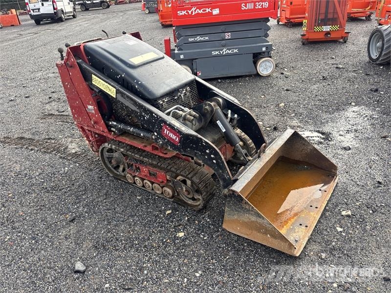 Toro TX427 Compact Track Loader Lietoti riteņu kompaktiekrāvēji
