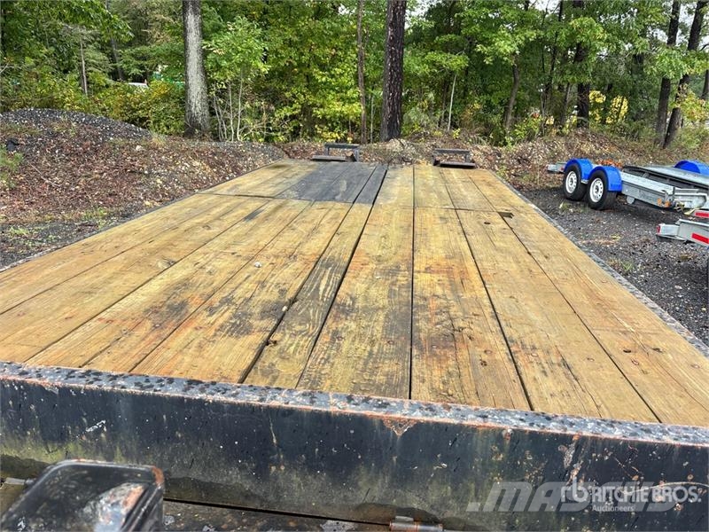 TOWMASTER 24 ft T/A Equipment Trailer Járműszállító pótkocsik