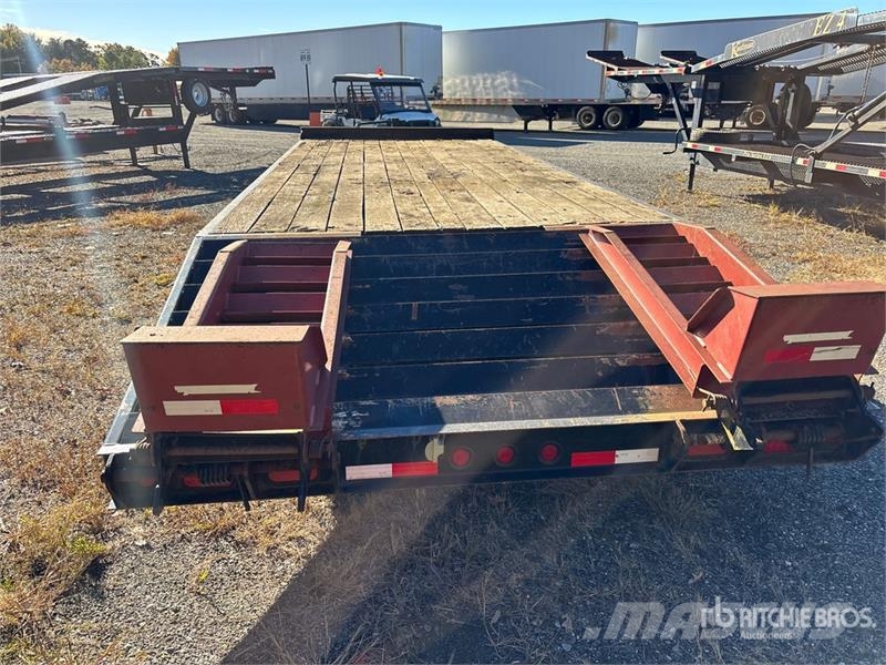 TOWMASTER T-24 25 ft T/A Equipment Trailer Auto pārvadāšanas treileri