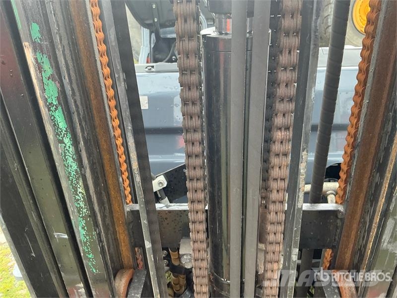 Toyota 50-8FGCU25 4500 lb Cushion Tire Forklift Wózki widłowe inne