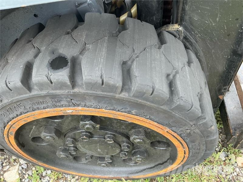 Toyota 50-8FGCU25 4500 lb Cushion Tire Forklift Wózki widłowe inne