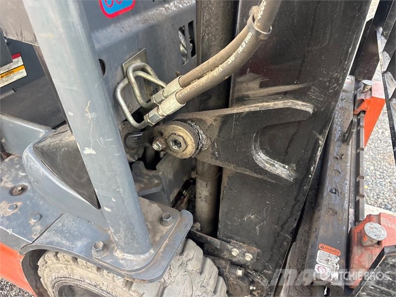 Toyota 8FBE20U 전동 지게차