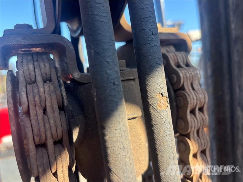 Toyota 8FGU25 4800 lb Cushion Tire Forklift Інше