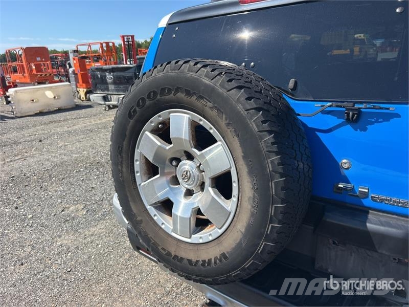 Toyota FJ Cruiser Coches