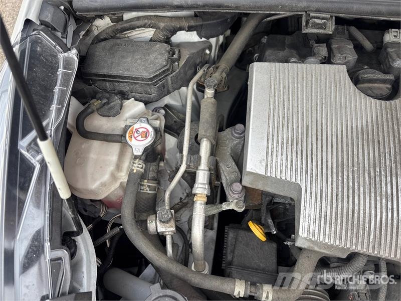 Toyota Prius Hybrid Automobile Coches
