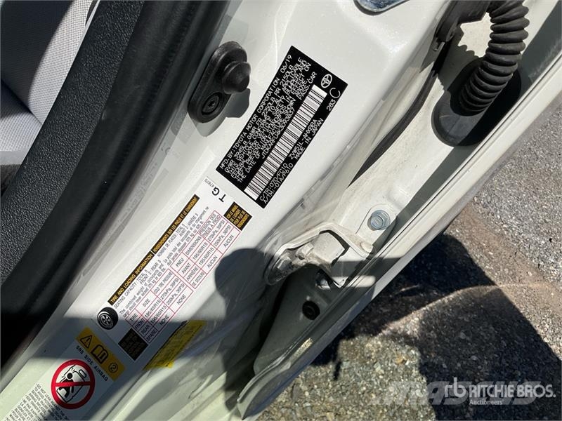 Toyota Prius Hybrid Automobile Automobili