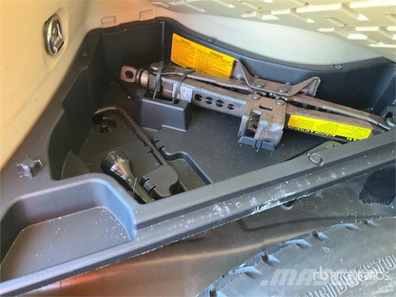 Toyota Venza AWD SUV Avtomobili