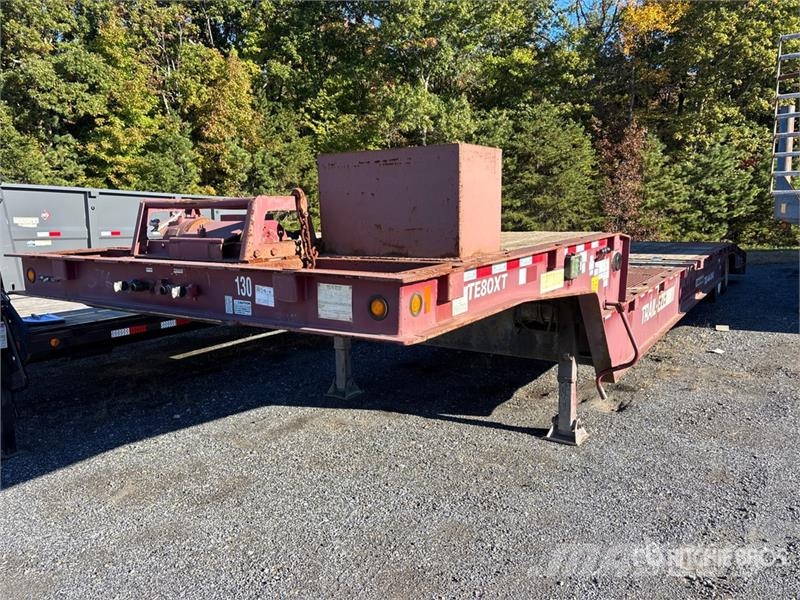 Trail-Eze TE80XT 48 ft T/A Sliding Axle Trailer 低架裝載車