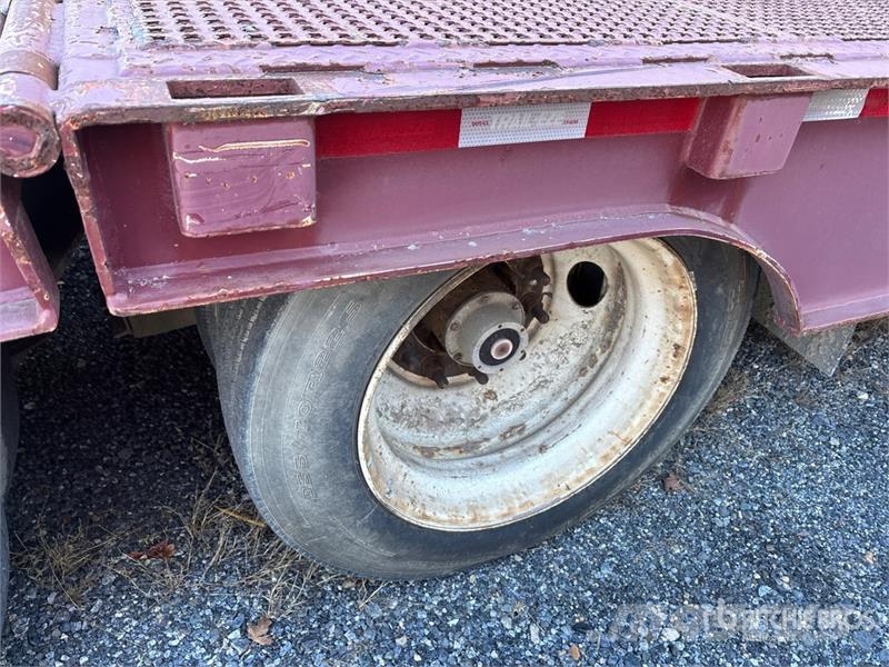 Trail-Eze TE80XT 48 ft T/A Sliding Axle Trailer 低架裝載車