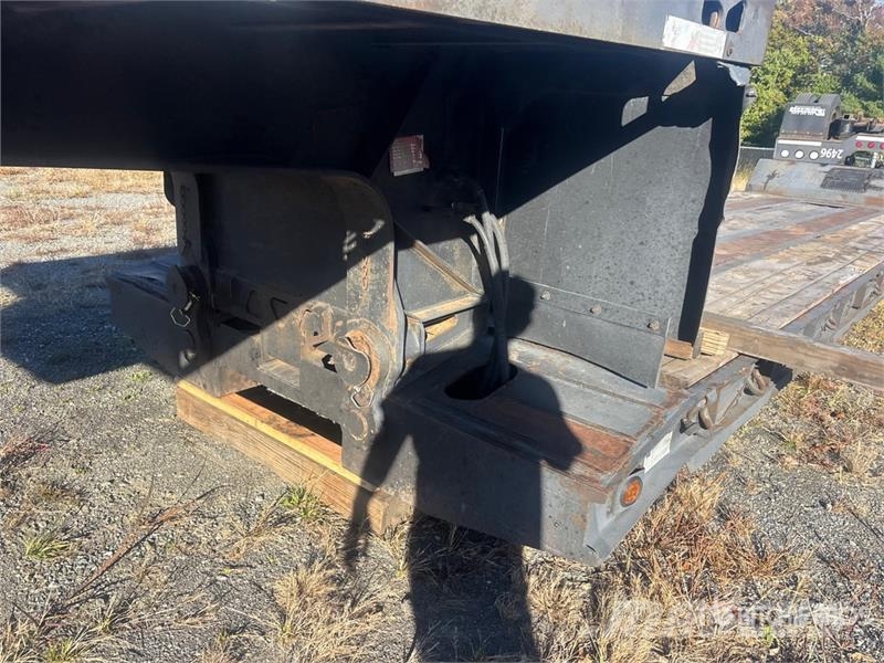 Trail King Tl80med482 T/A Lowboy Trailer 低架裝載車