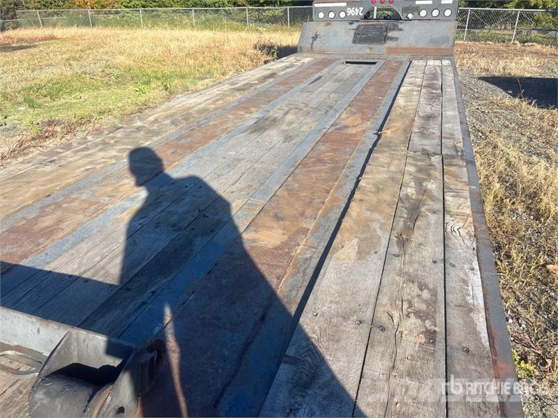 Trail King Tl80med482 T/A Lowboy Trailer 低架裝載車