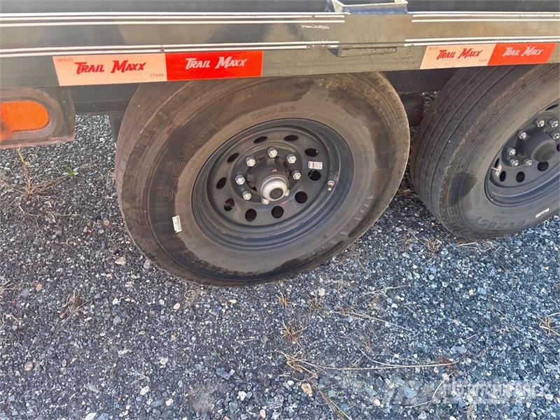 Trail Maxx MAX27-40 4400 lb 40 ft T/A Gooseneck Equipment Tra Remolques para transporte de vehículos