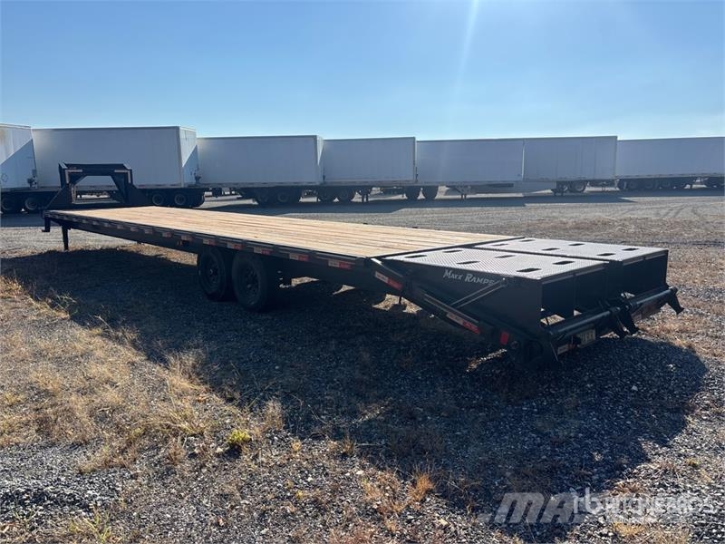 Trail Maxx MAX27-40 4400 lb 40 ft T/A Gooseneck Equipment Tra Remolques para transporte de vehículos