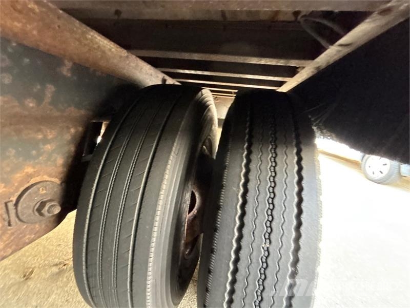 Trailmobile 45 ft x 102 in T/A Van Trailer (Inoperable) Furgons
