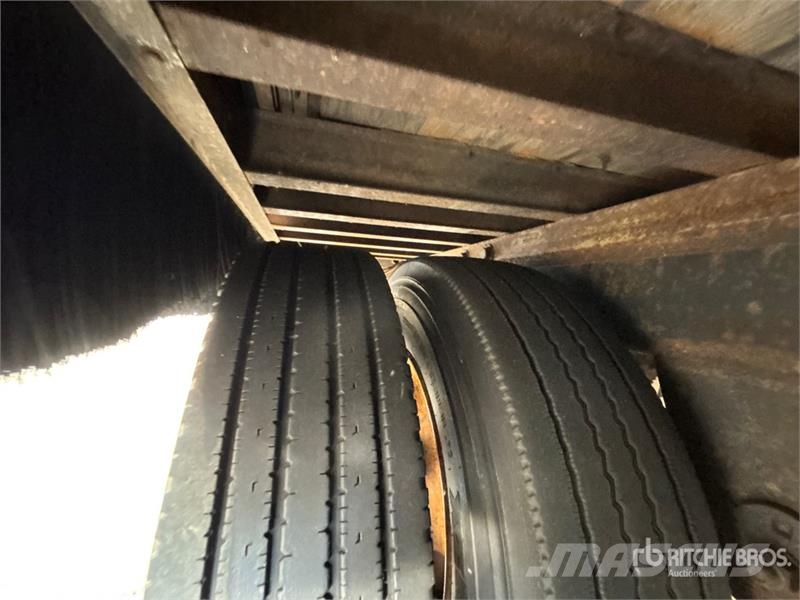 Trailmobile 45 ft x 102 in T/A Van Trailer (Inoperable) Furgons