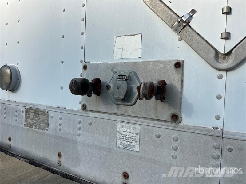 Trailmobile 45 ft x 102 in T/A Van Trailer (Inoperable) Furgons