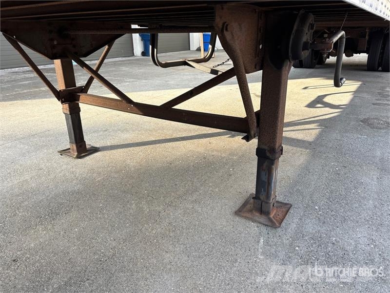 Trailmobile 45 ft x 102 in T/A Van Trailer (Inoperable) Furgons