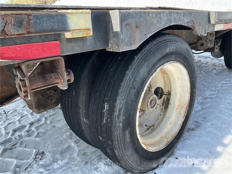 Transcraft 48 ft T/A Spread Axle Single Drop Step Deck Traile Low loaders