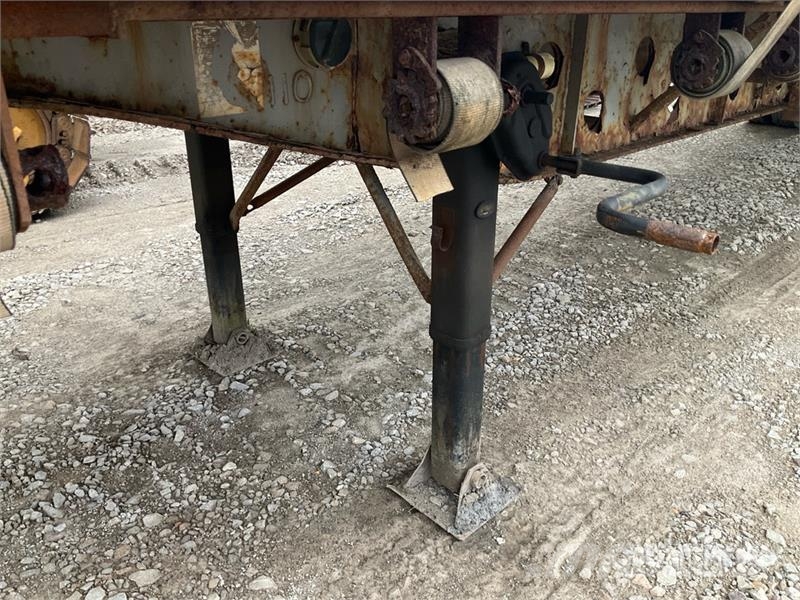 Transcraft TL 110 T/A Log Trailer مقطورات أشجار
