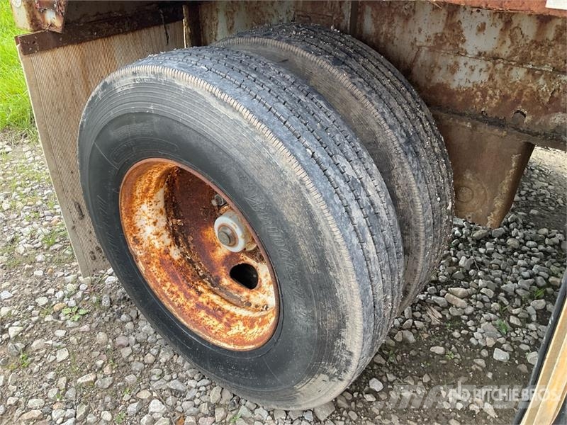 Transcraft TL 110 T/A Log Trailer مقطورات أشجار