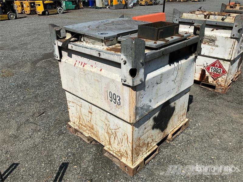 Transcube 250 gal Fuel Tank Fuel and additive tanks