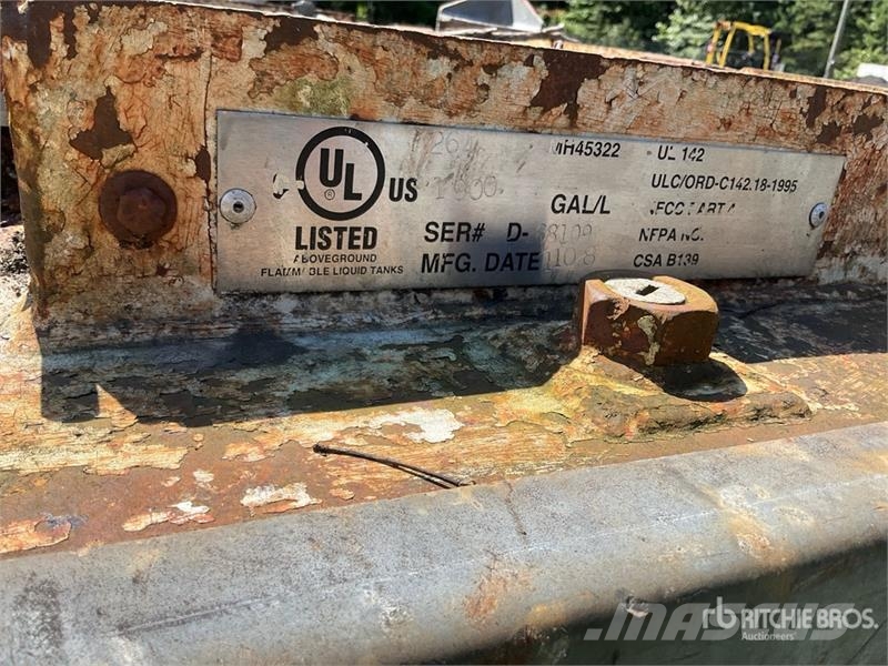 Transcube 250 gal Fuel Tank Nádrže na palivo a aditiva
