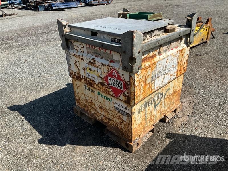 Transcube 250 gal Fuel Tank Fuel and additive tanks