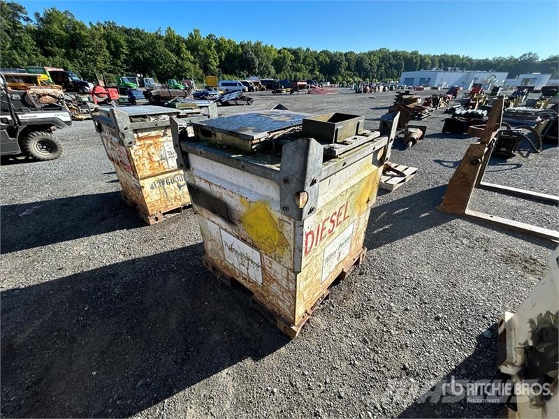 Transcube 250 gal Skid Mounted Steel Diesel Fuel Tank Nádrže na palivo a aditiva