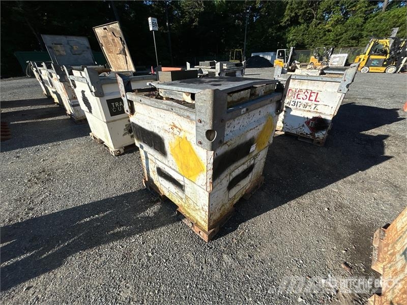 Transcube 250 gal Skid Mounted Steel Diesel Fuel Tank Nádrže na palivo a aditiva