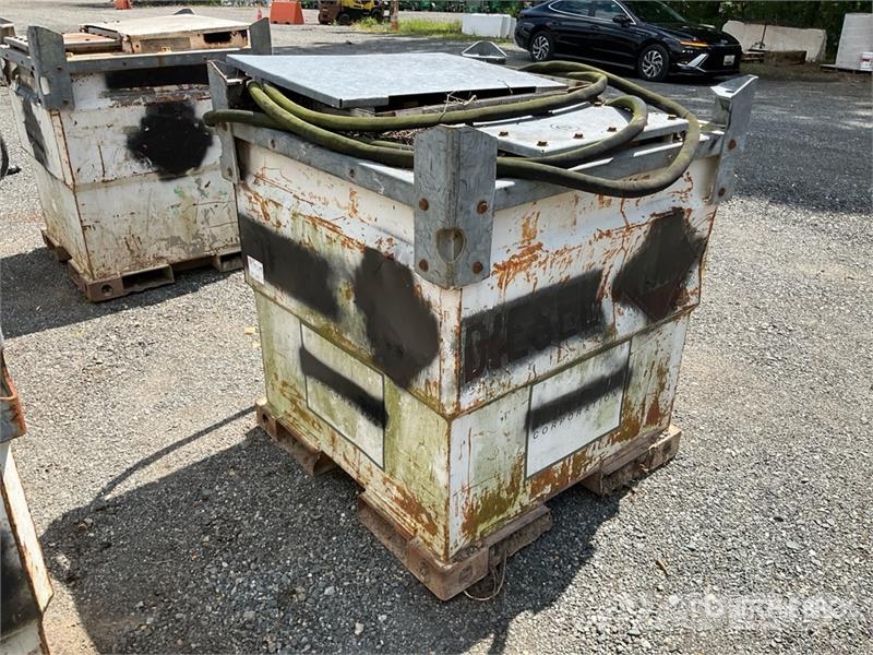 Transcube 250 gal Skid Mounted Steel Diesel Fuel Tank Nádrže na palivo a aditiva