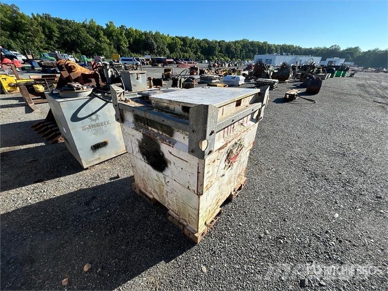 Transcube 264 gal Skid Mounted Diesel Fuel Tank Nádrže na palivo a aditiva