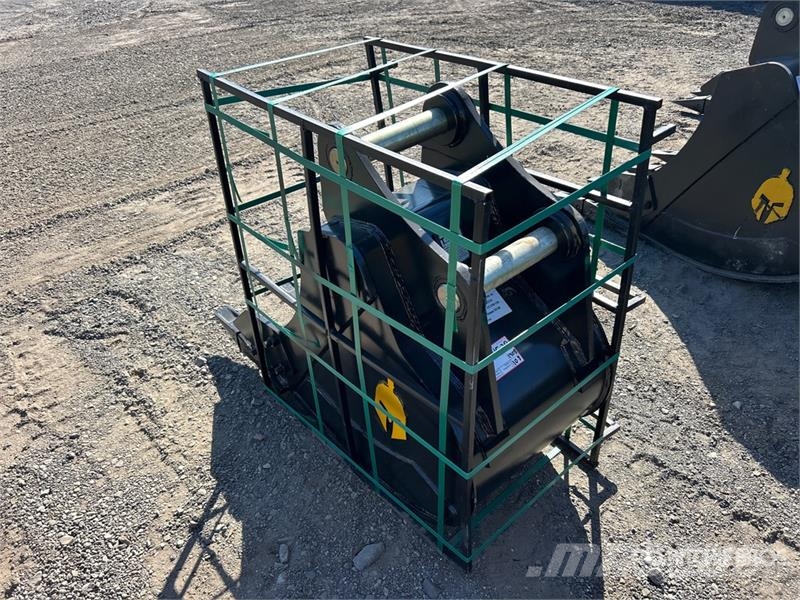 Trojan 120CL 24 in Digging Excavator Bucket - Fits 65mm C Buckets