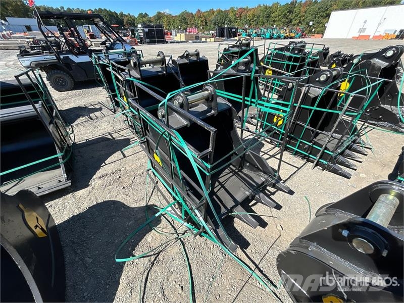 Trojan 120CL 36 in Digging Excavator Bucket - Fits 65mm C Buckets