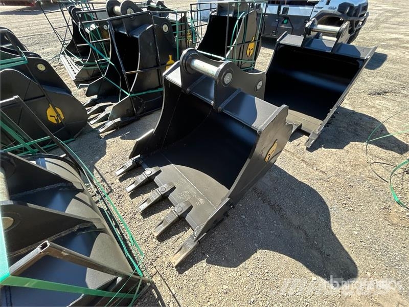 Trojan 120CL 42 in Digging Excavator Bucket - Fits 65mm C Buckets