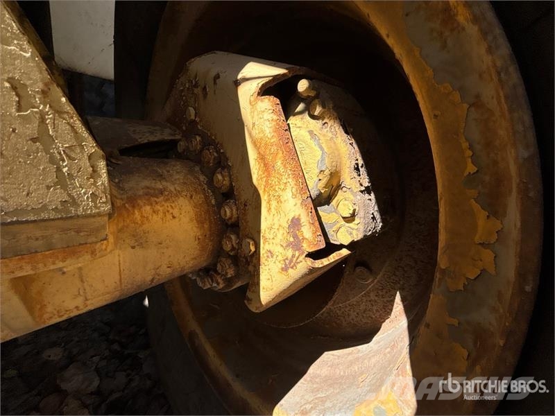 Trojan 1500Z Gumikerekes homlokrakodók